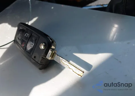 2019 Volkswagen Jetta 1.4T R-Line/1.4T S/1.4T Se from USA, damaged, VIN 3VWC57BU2KM040262